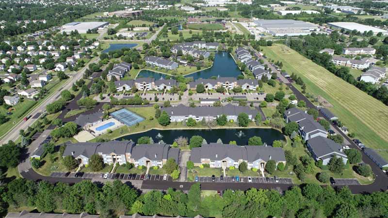 Aerial view of Sterling Lakes apartment complex.