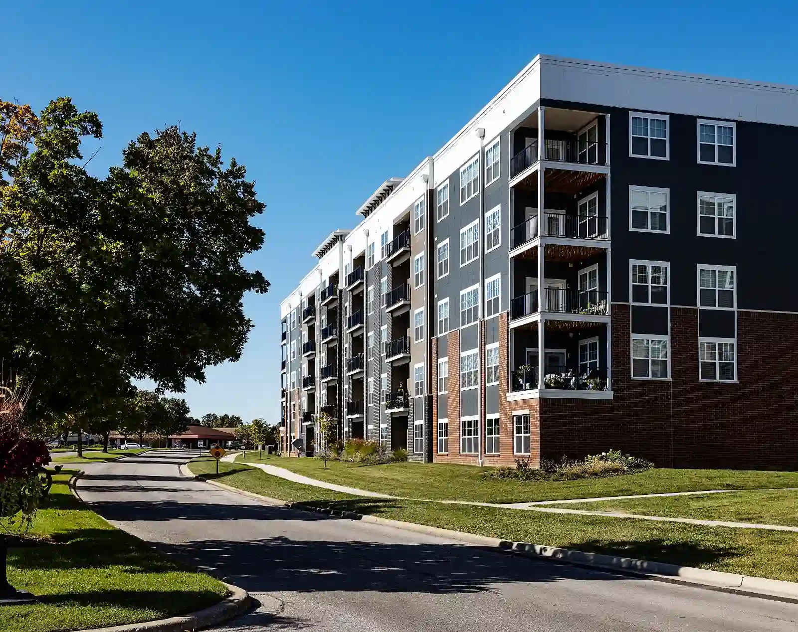 Rialto on Hurstbourne street view in the daylight