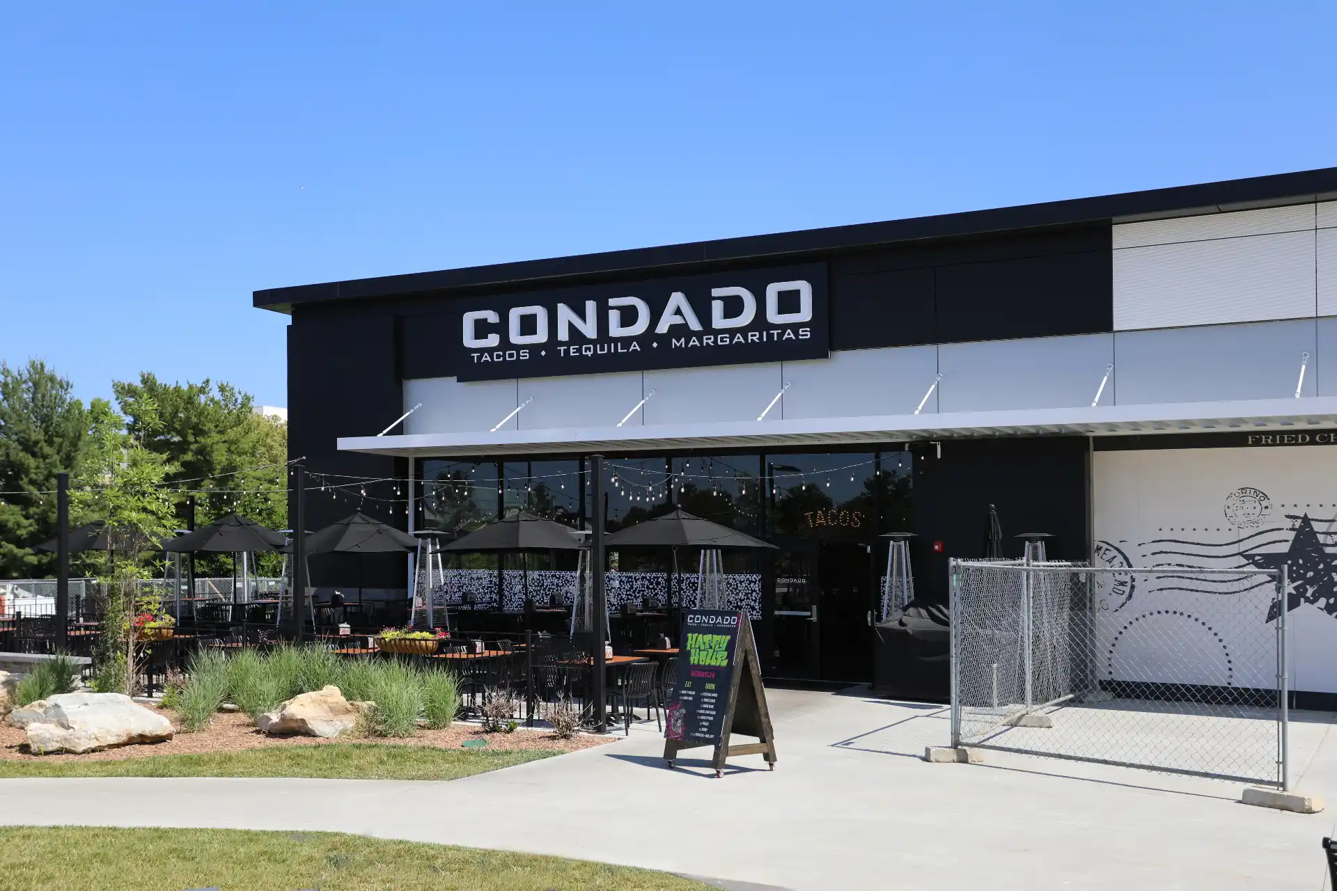 of Meridian on Shelbyville Apartments