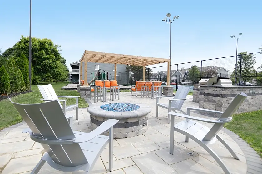 social deck Island Club