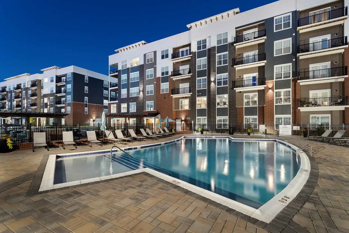 Rialto pool at night