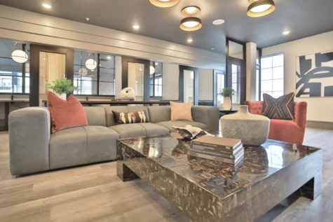 Graphite Oakley in Cincinnati, OH Lounge area with couch, seats and coffee table.