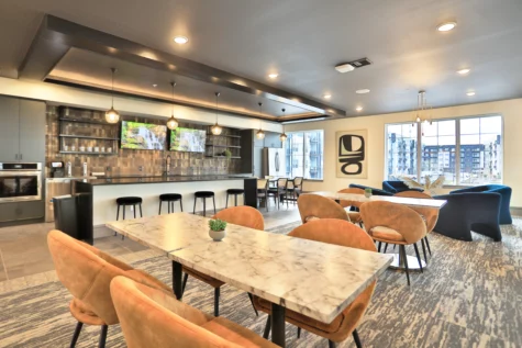 Graphite of Oakley in Cincinnati, Ohio, Lounge area