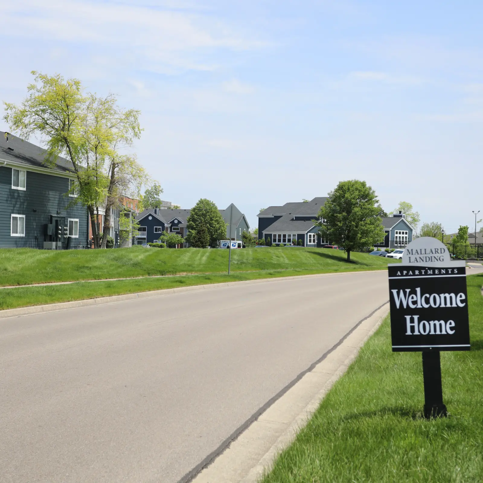 Welcome sign to Mallard Landing In Beavercreek, OH