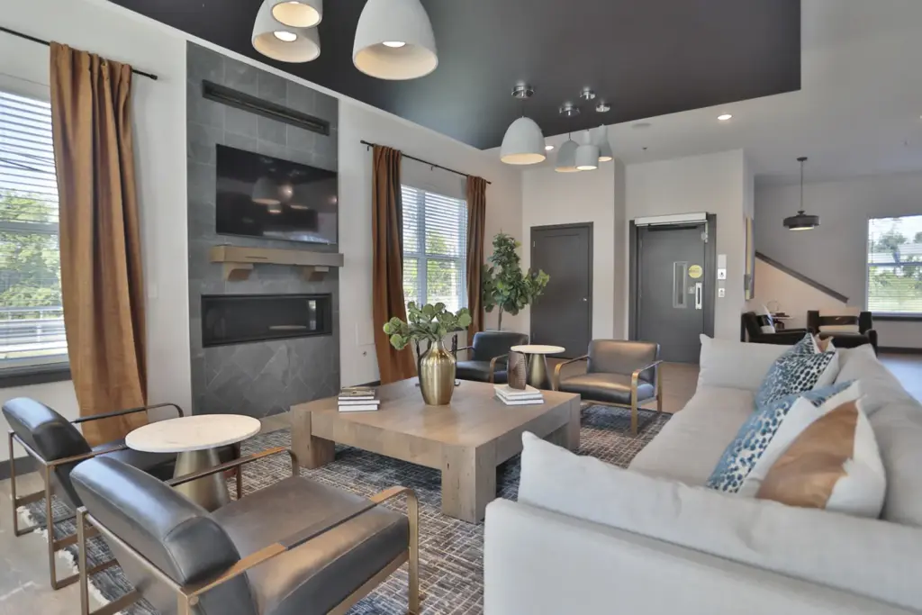 Altair in Florence resident lounge.