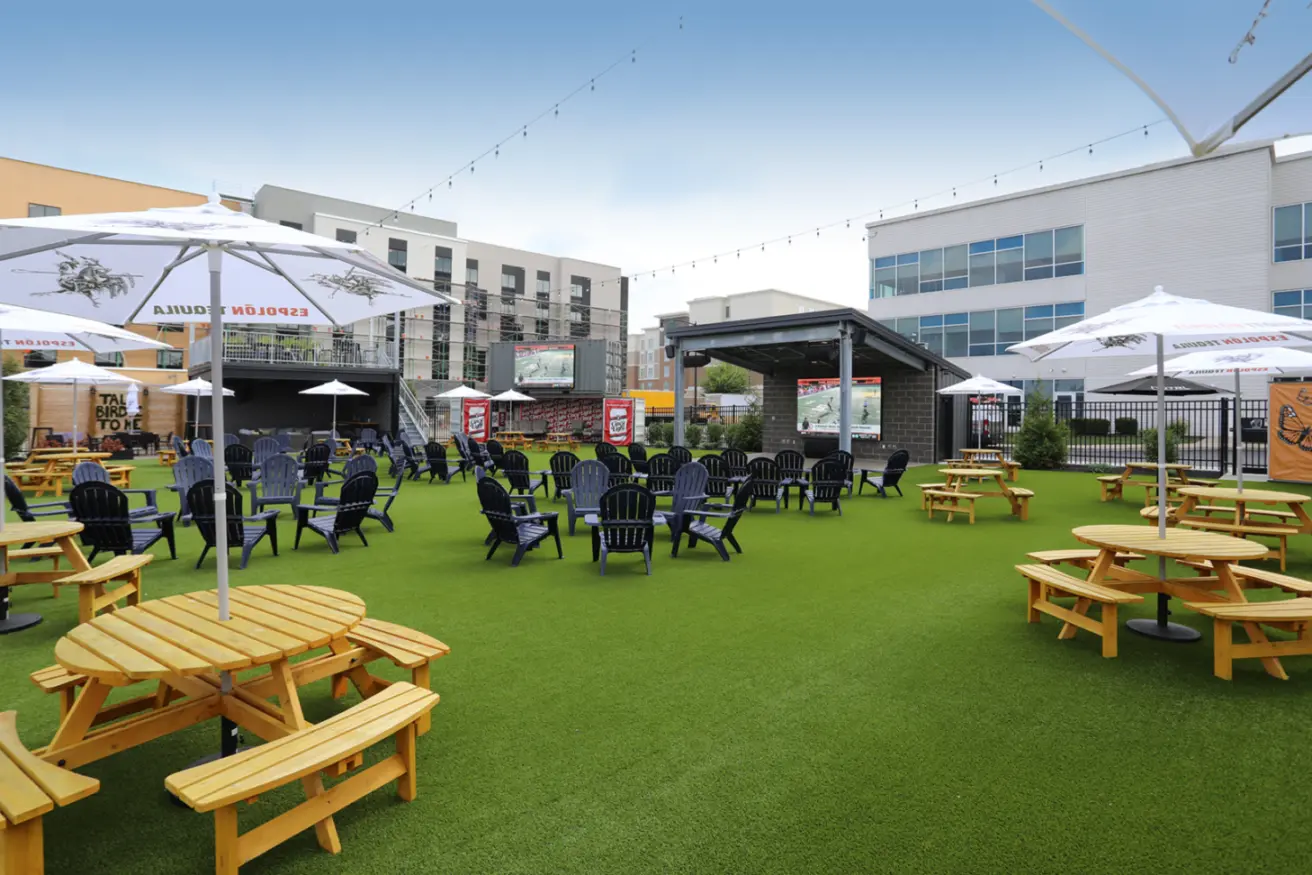 Oakley Greens at Oakley Station