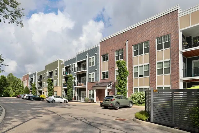 Element Oakwood outdoor view of apartments