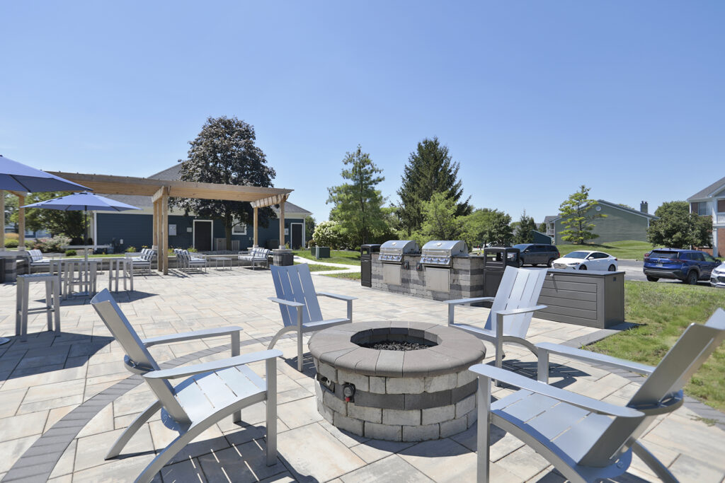 Emerald Lakes Social Deck