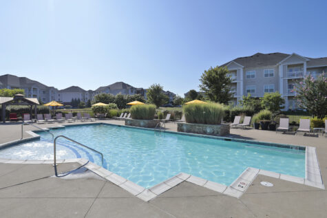 Meridian on Shelbyville Swimming Pool with Seating