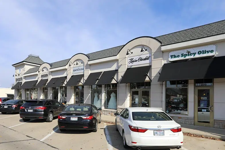 Outdoor shops in Element Oakwood Neighborhood