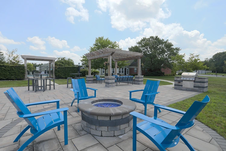 Reserve at Miller Farm fire pit and grill area