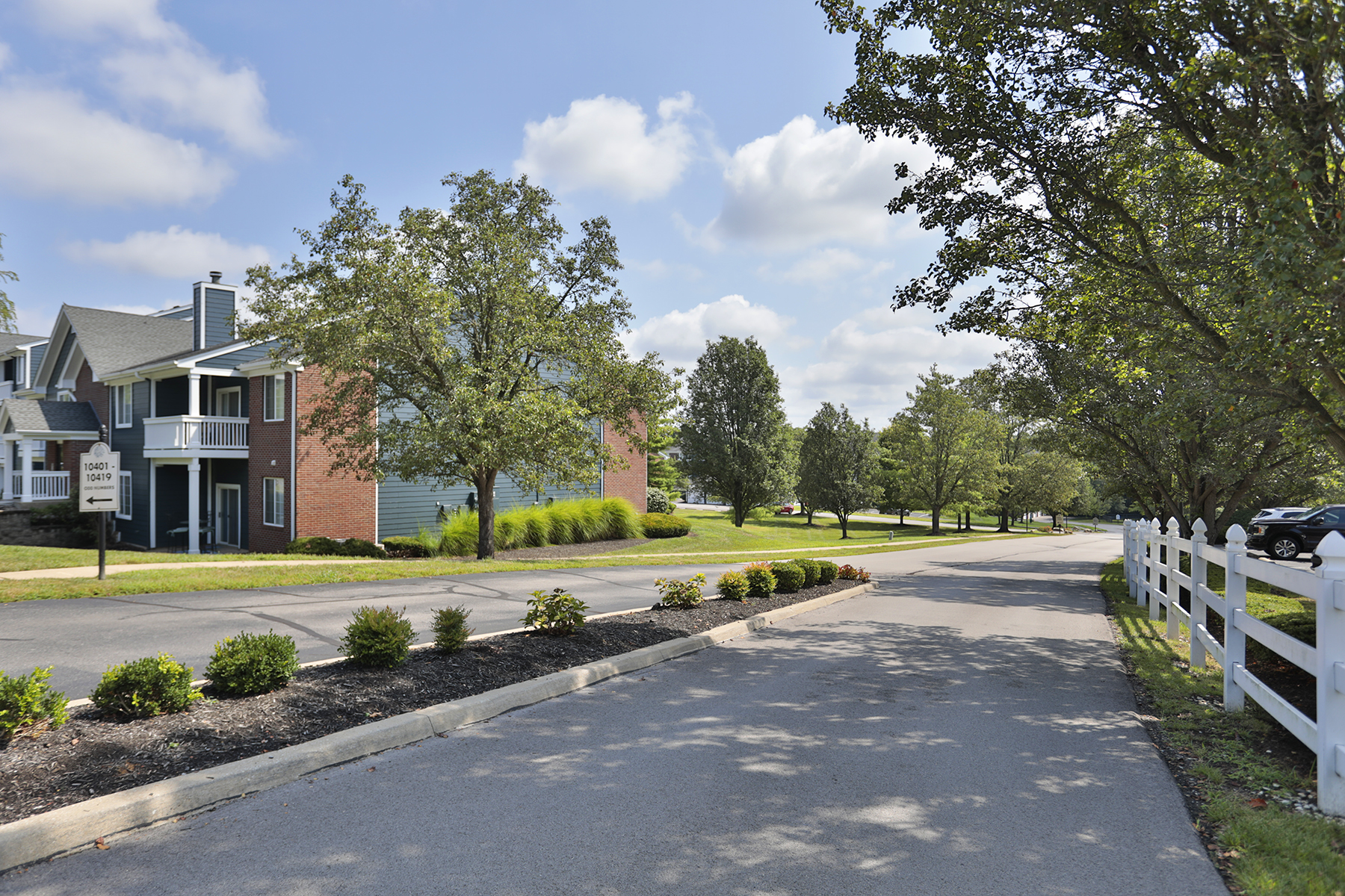 Shadow Ridge drive through community