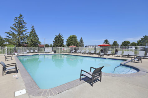 Wellington Place pool and lounge area