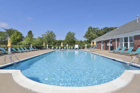 Shadow Ridge in Louisville KY swimming pool