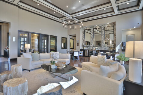 Palmera Apartments in Mason, Ohio - Residential Clubhouse newly updated with seating, coffee bar and refreshments.