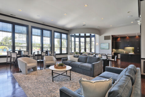 Palmera Apartments in Mason, Ohio - rentable Residential Multipurpose room with seating area and Kitchen