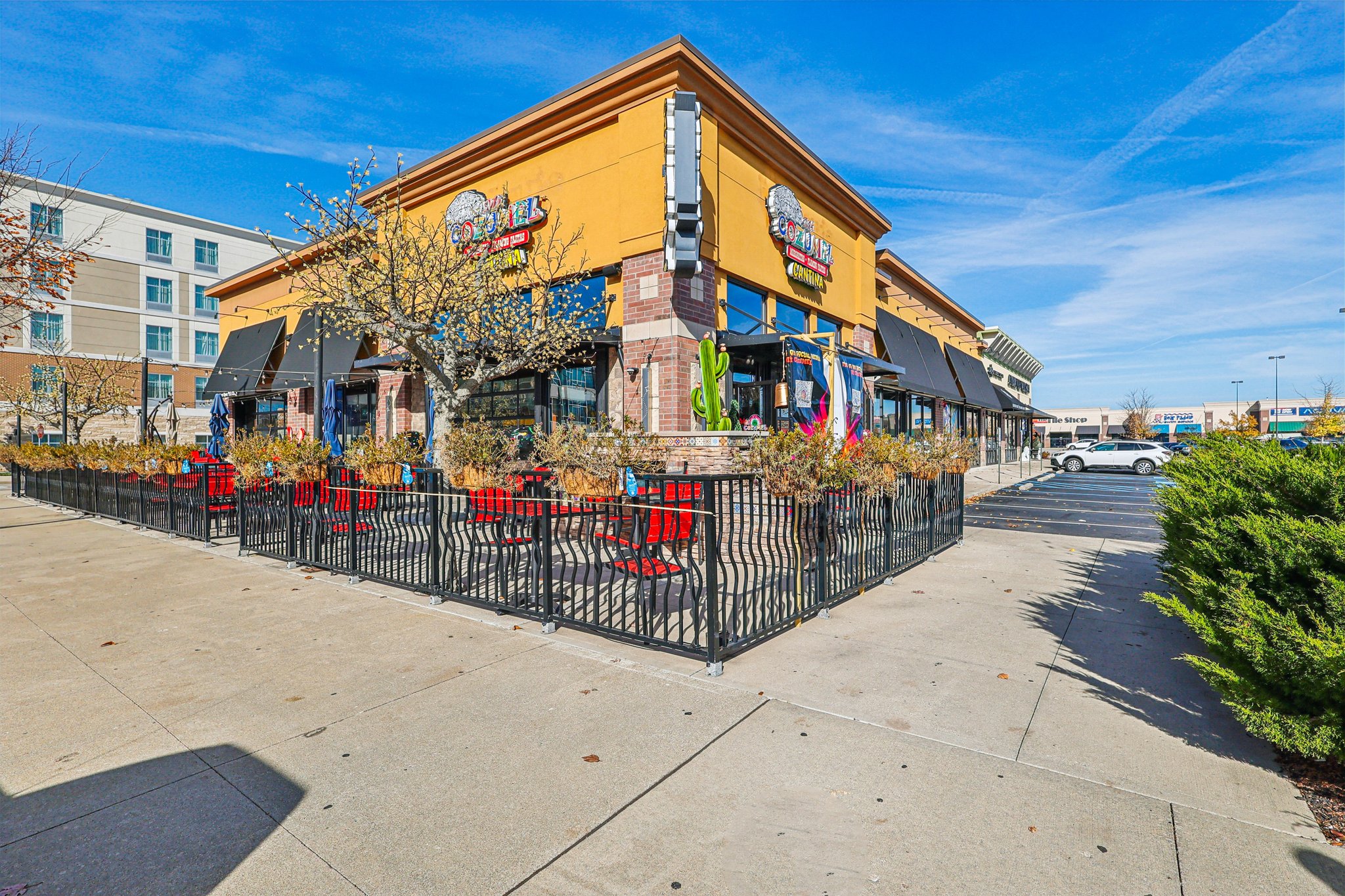 Mi Cozumel at Oakley Station near Graphite Oakley